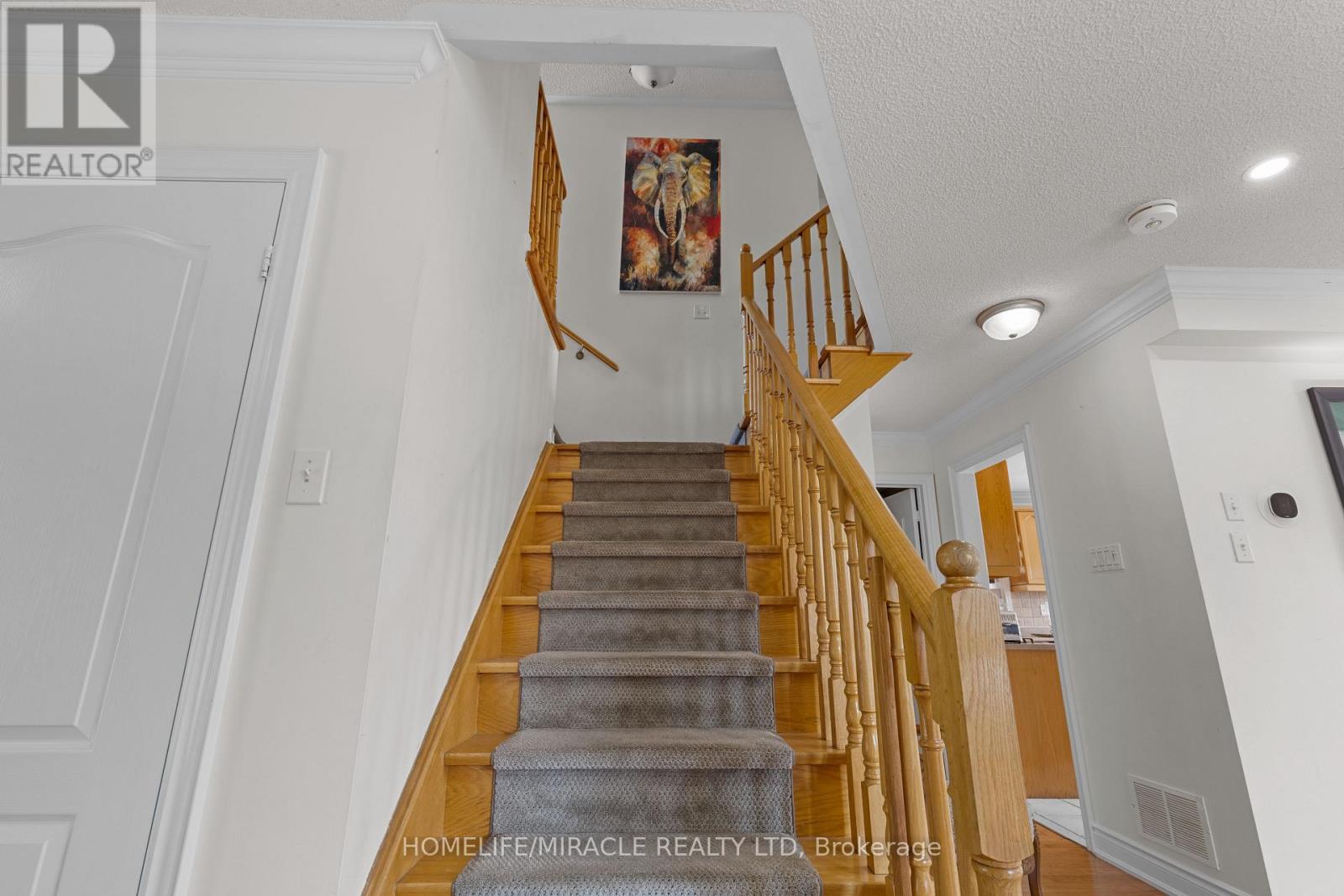 44 Newark Way, Brampton, Ontario  L7A 2W8 - Photo 37 - W12439403