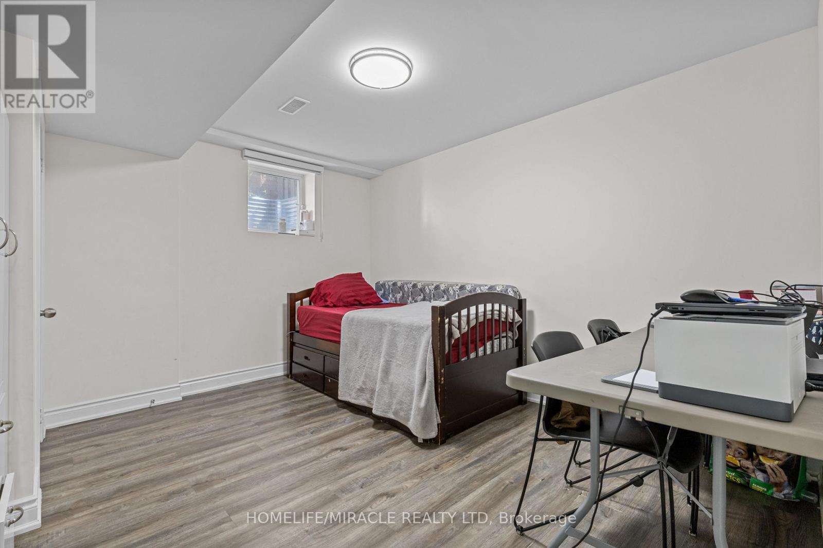 44 Newark Way, Brampton, Ontario  L7A 2W8 - Photo 44 - W12439403