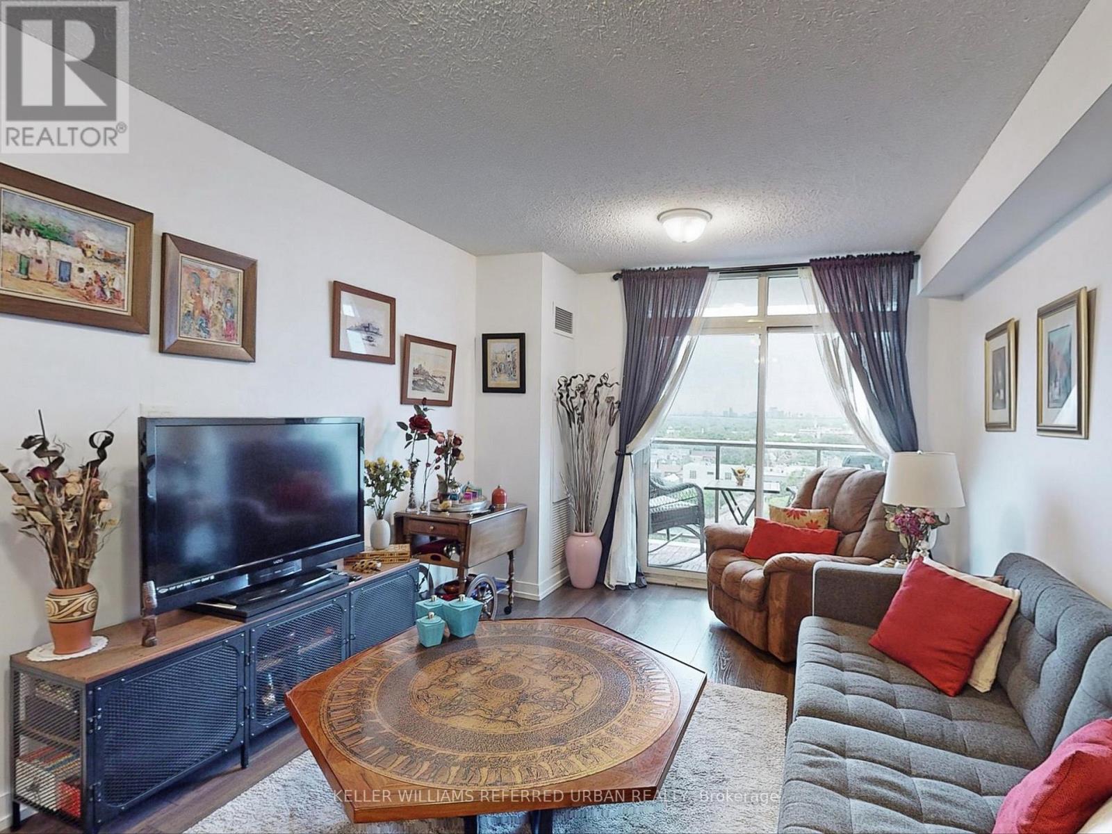 1010 - 816 Lansdowne Avenue, Toronto, Ontario  M6H 4K6 - Photo 2 - W12590616