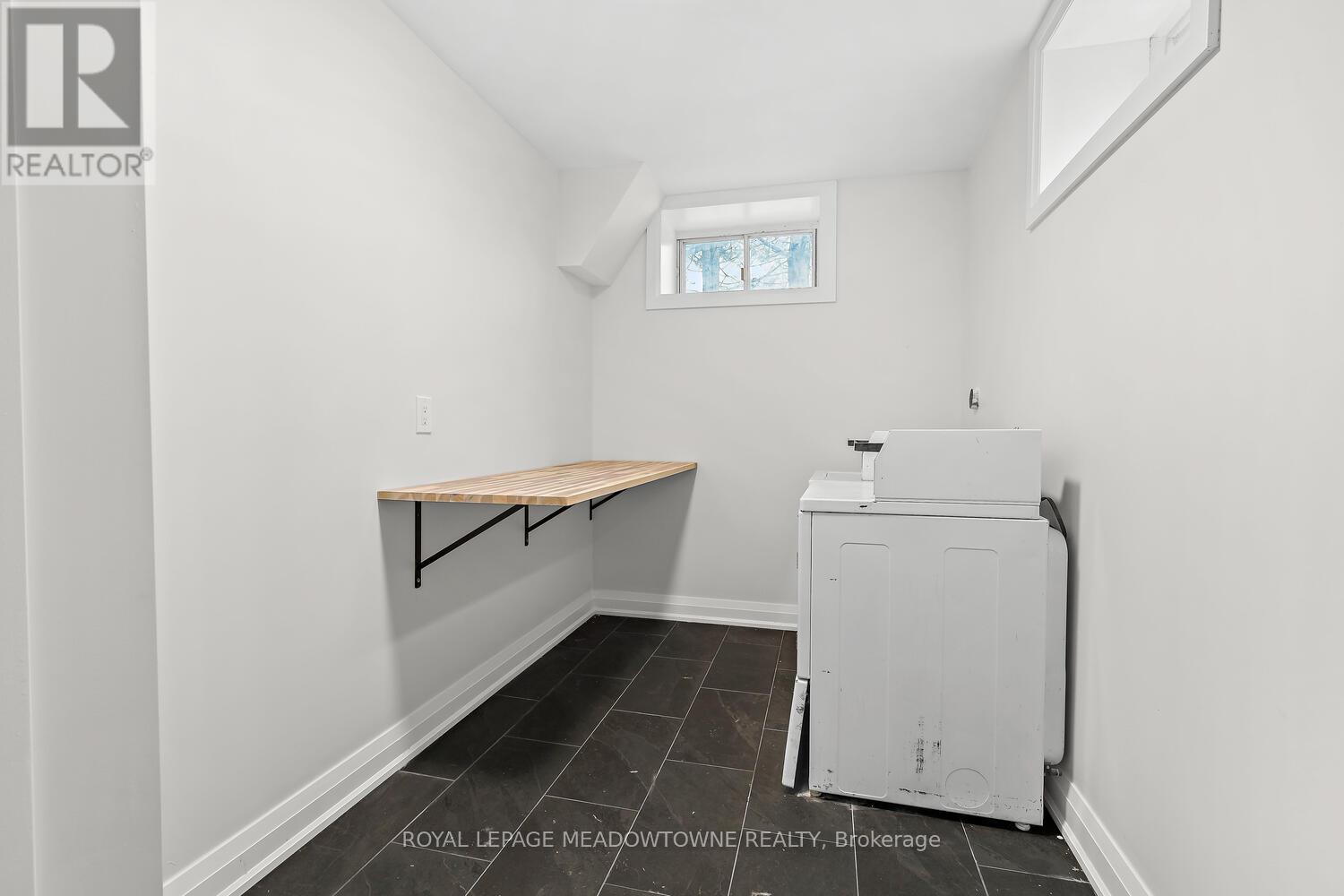 Unit 3 - 2 John Street, Halton Hills, Ontario  L7G 2J6 - Photo 15 - W12688200
