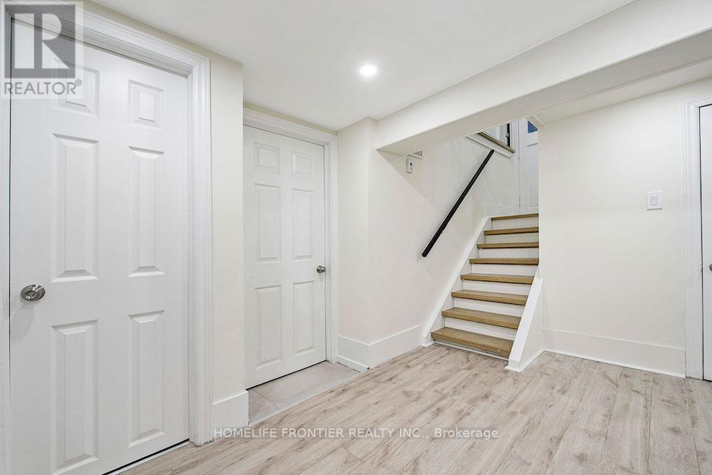 Lower #a - 46 Cowan Avenue, Toronto, Ontario  M6K 2N4 - Photo 16 - W12670084