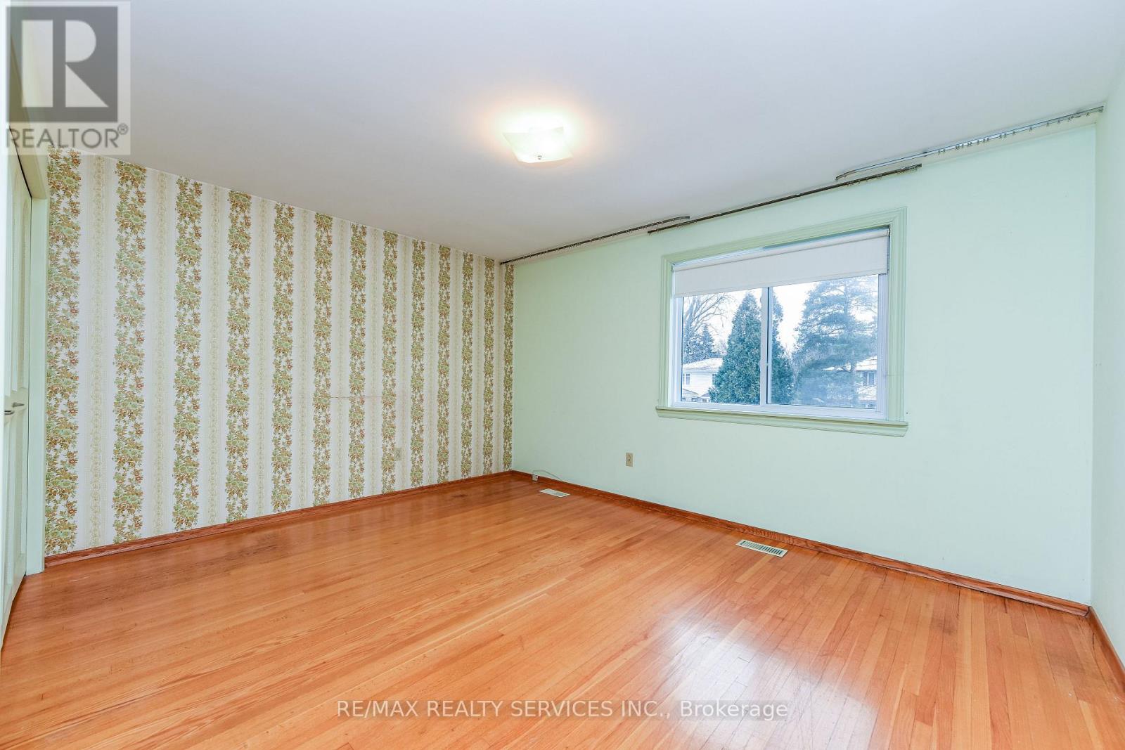 15 Richmond Drive, Brampton, Ontario  L6W 2E7 - Photo 34 - W12692976