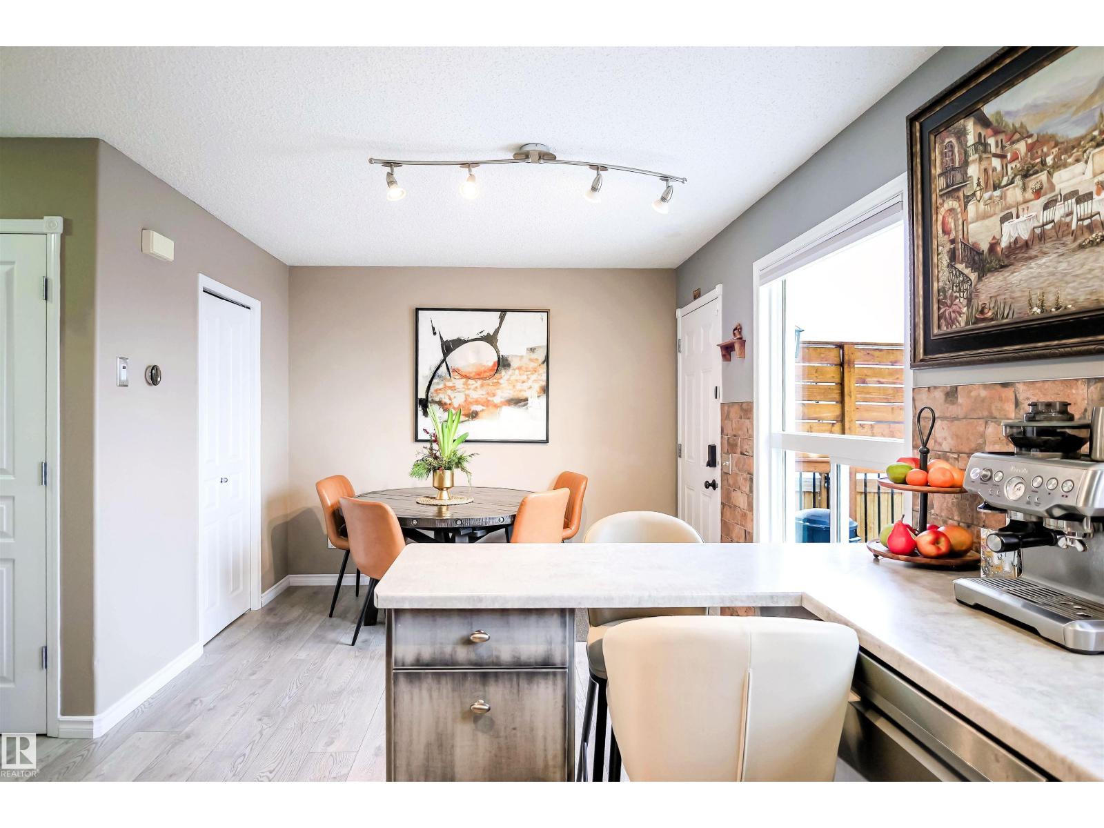 5836 204 St Nw, Edmonton, Alberta  T6M 2Z2 - Photo 10 - E4469555