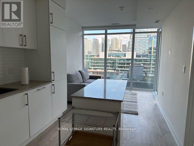 1218 - 576 Front Street W, Toronto, Ontario  M5C 1C1 - Photo 5 - C12693120