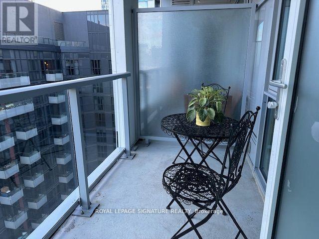 1218 - 576 Front Street W, Toronto, Ontario  M5C 1C1 - Photo 7 - C12693120