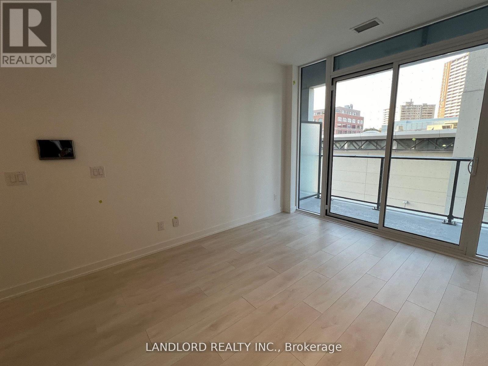 323 - 5 Defries Street, Toronto, Ontario  M5A 0W7 - Photo 4 - C12693160