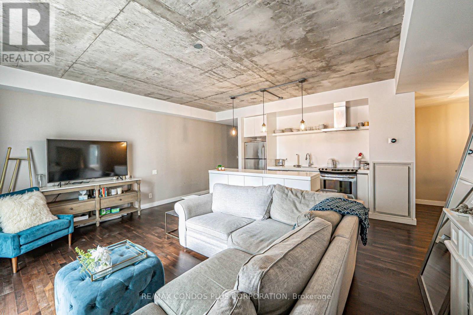 424 - 75 Portland Street, Toronto, Ontario  M5V 2M9 - Photo 3 - C12693174