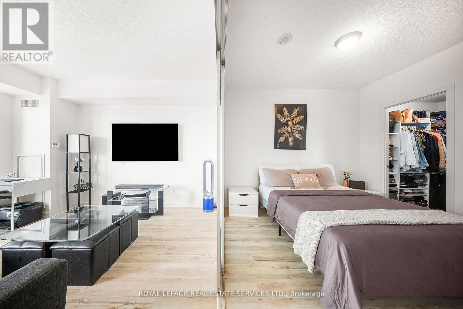 708 - 69 Lynn Williams Street, Toronto, Ontario  M6K 3R7 - Photo 4 - C12693248