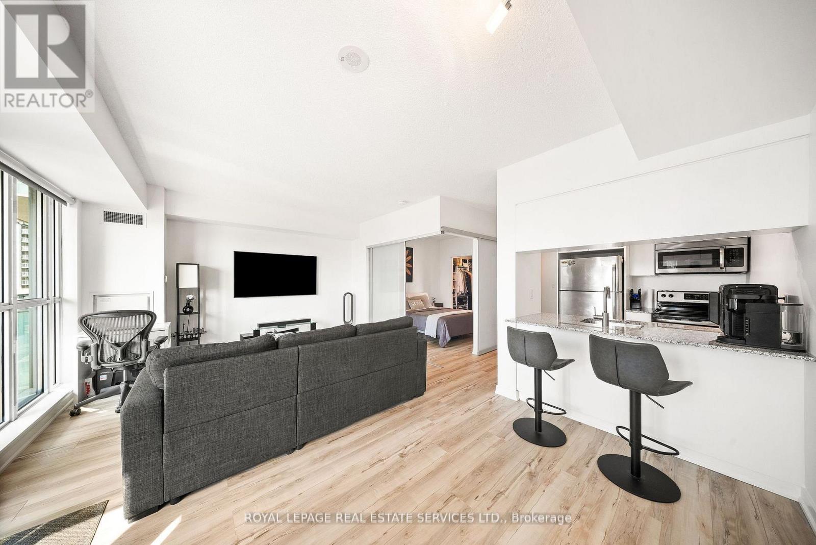 708 - 69 Lynn Williams Street, Toronto, Ontario  M6K 3R7 - Photo 8 - C12693248