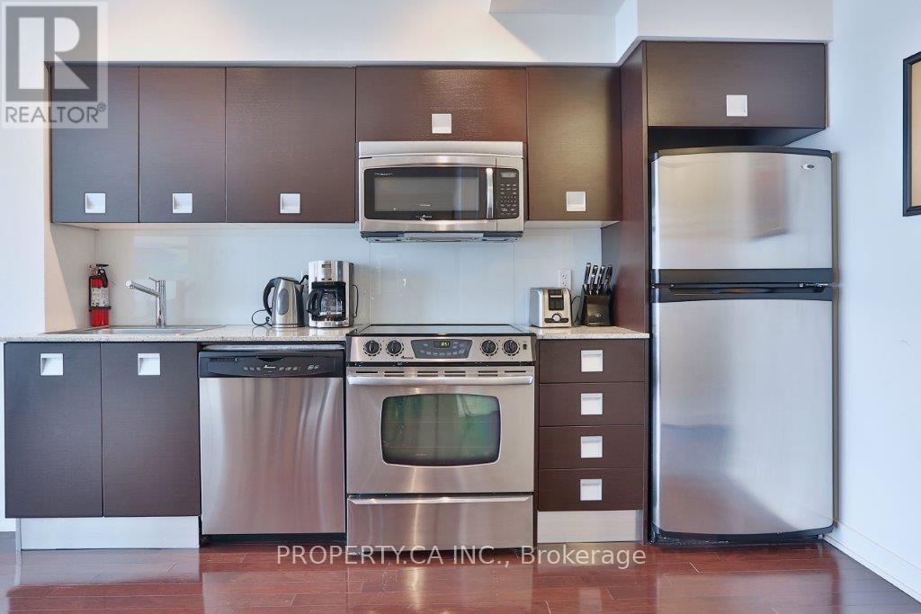 3105 - 33 Charles Street E, Toronto, Ontario  M4Y 1R9 - Photo 3 - C12693256