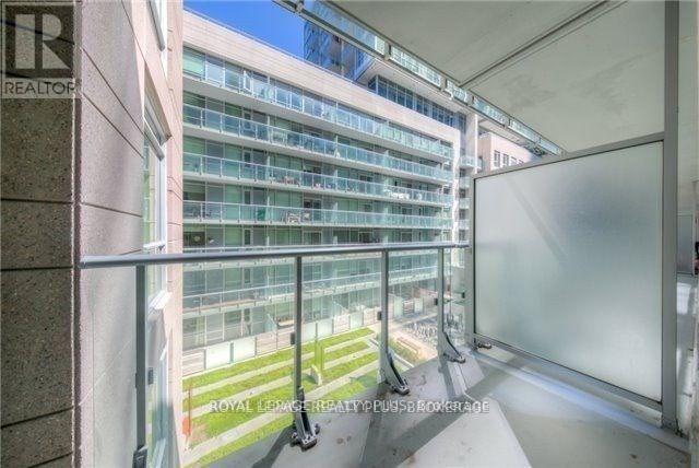 404 - 30 Nelson Street, Toronto (Waterfront Communities), Ontario  M5V 0H5 - Photo 18 - C12693268