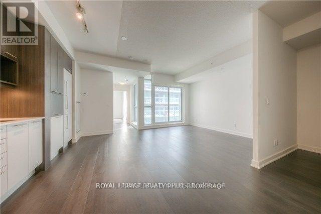 404 - 30 Nelson Street, Toronto (Waterfront Communities), Ontario  M5V 0H5 - Photo 7 - C12693268