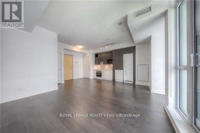 404 - 30 Nelson Street, Toronto (Waterfront Communities), Ontario  M5V 0H5 - Photo 9 - C12693268