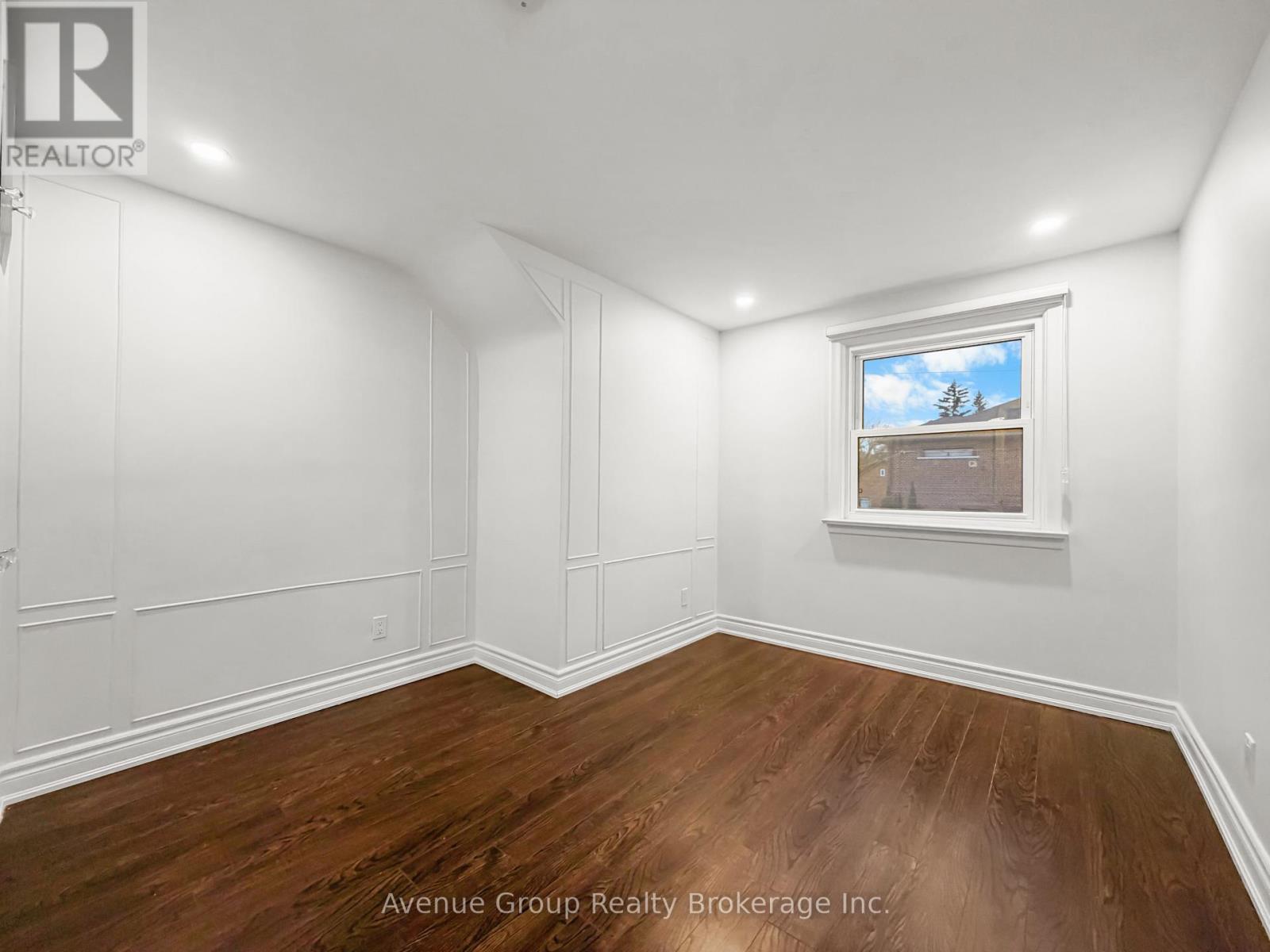 Upper - 190 Northwood Drive, Toronto, Ontario  M2M 2K4 - Photo 12 - C12693292