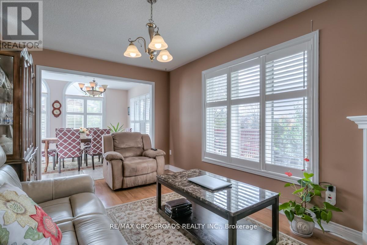 26 Lurosa Crescent, Whitby (Taunton North), Ontario  L1R 3A9 - Photo 12 - E12693118