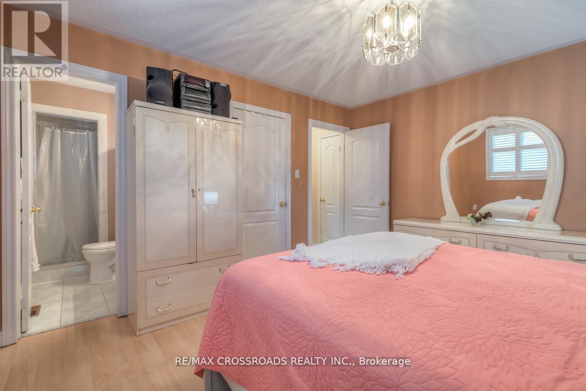 26 Lurosa Crescent, Whitby (Taunton North), Ontario  L1R 3A9 - Photo 18 - E12693118