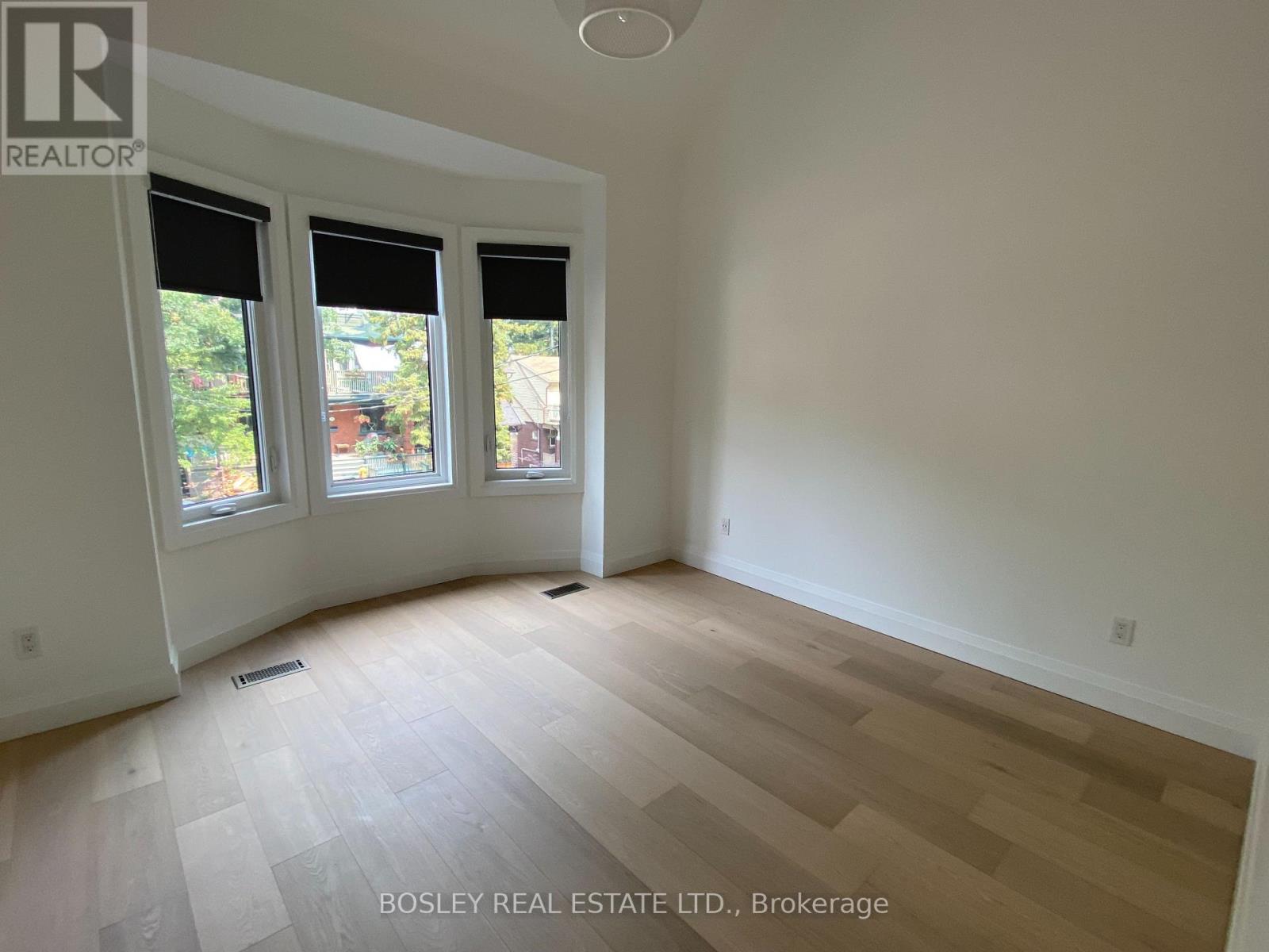 78 Kingsmount Park Road, Toronto, Ontario  M4L 3L4 - Photo 15 - E12693136