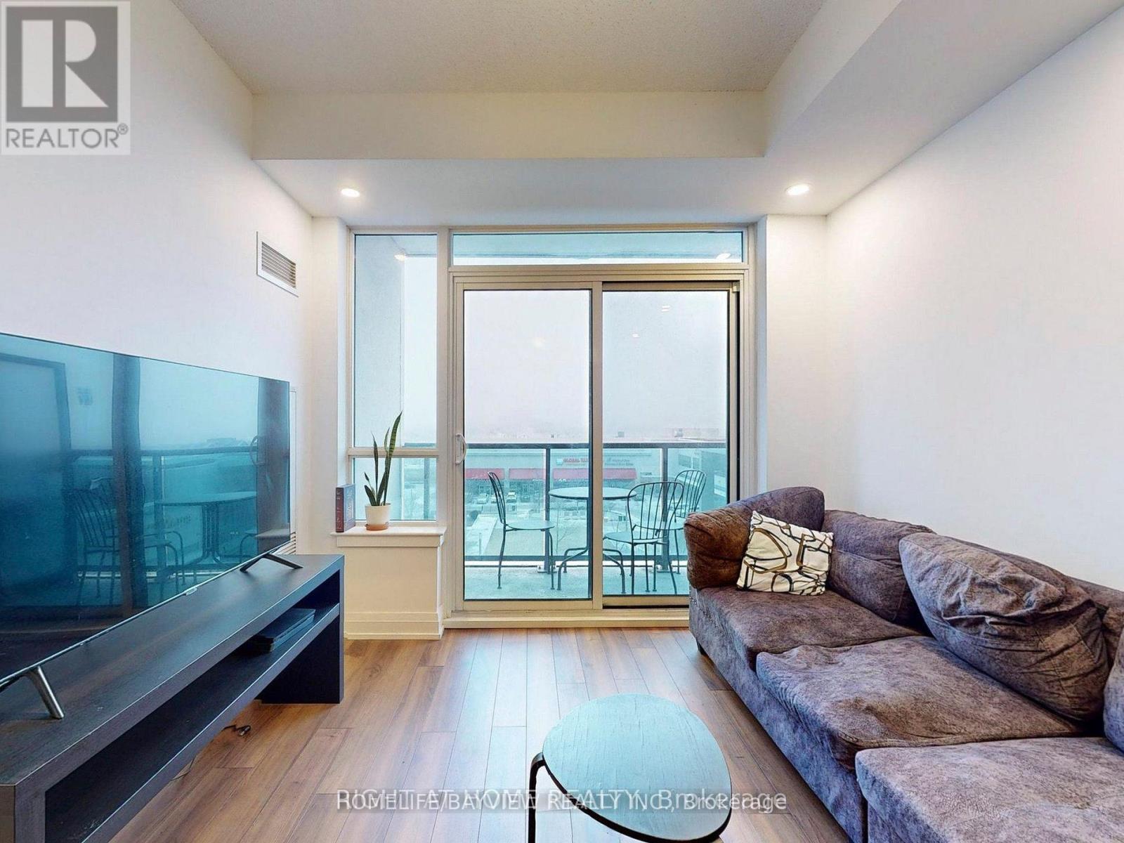 535 - 7165 Yonge Street, Markham, Ontario  L3T 0C9 - Photo 5 - N12693138