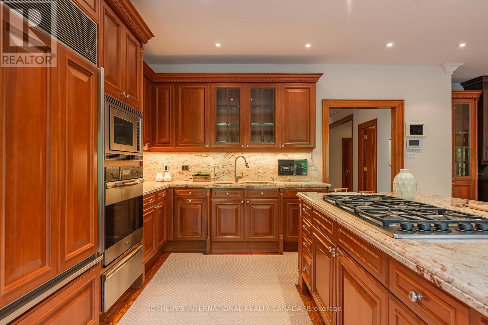 101 Paula Court, Vaughan, Ontario  L0J 1C0 - Photo 24 - N12693264