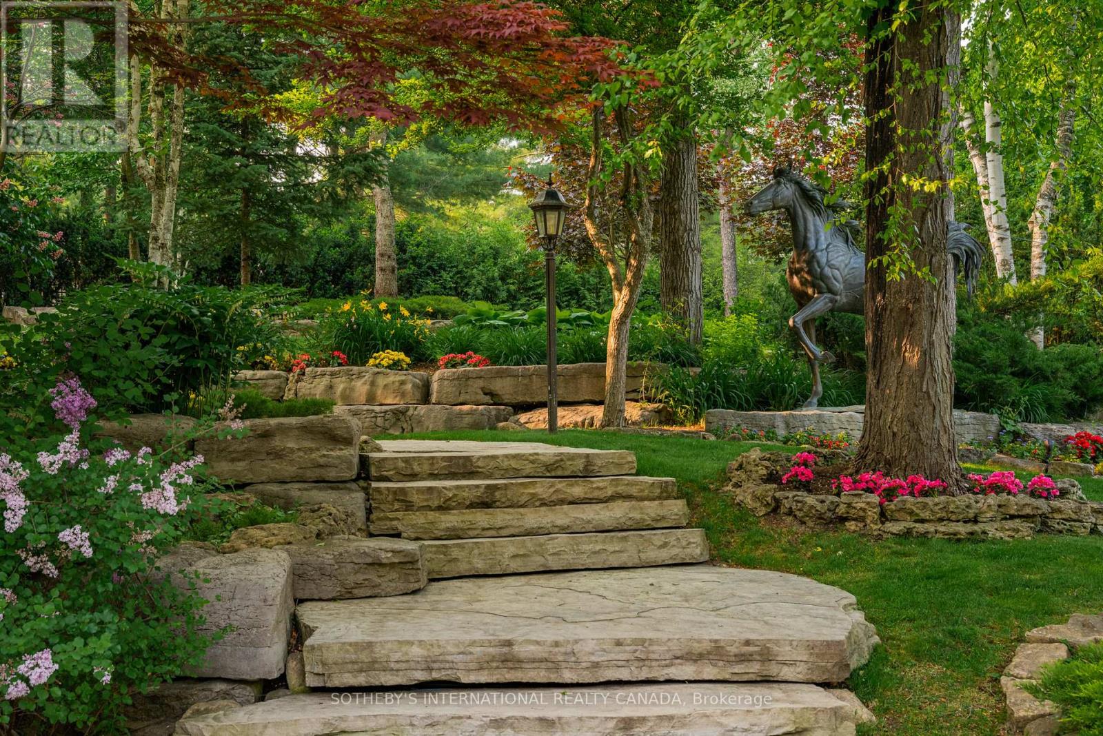 101 Paula Court, Vaughan, Ontario  L0J 1C0 - Photo 37 - N12693264