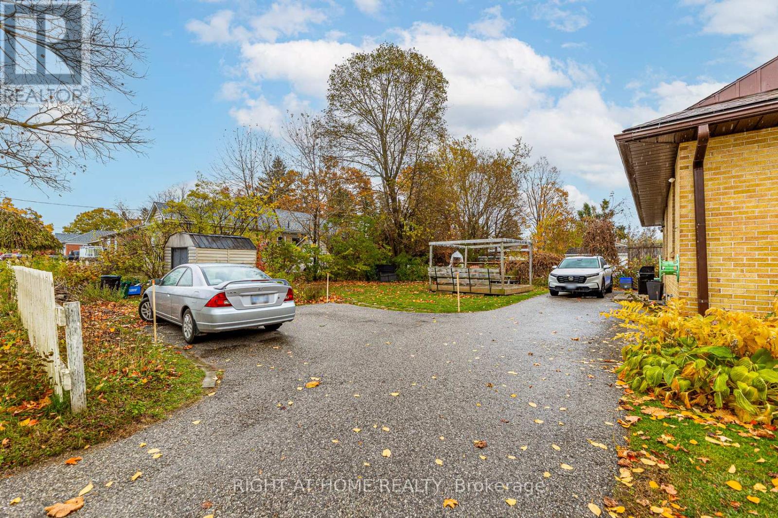 205 St Vincent Street, Barrie, Ontario  L4M 3Z5 - Photo 41 - S12693220