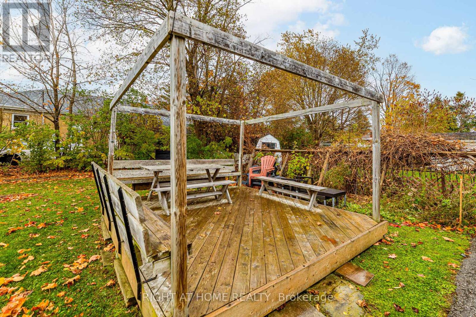 205 St Vincent Street, Barrie, Ontario  L4M 3Z5 - Photo 45 - S12693220