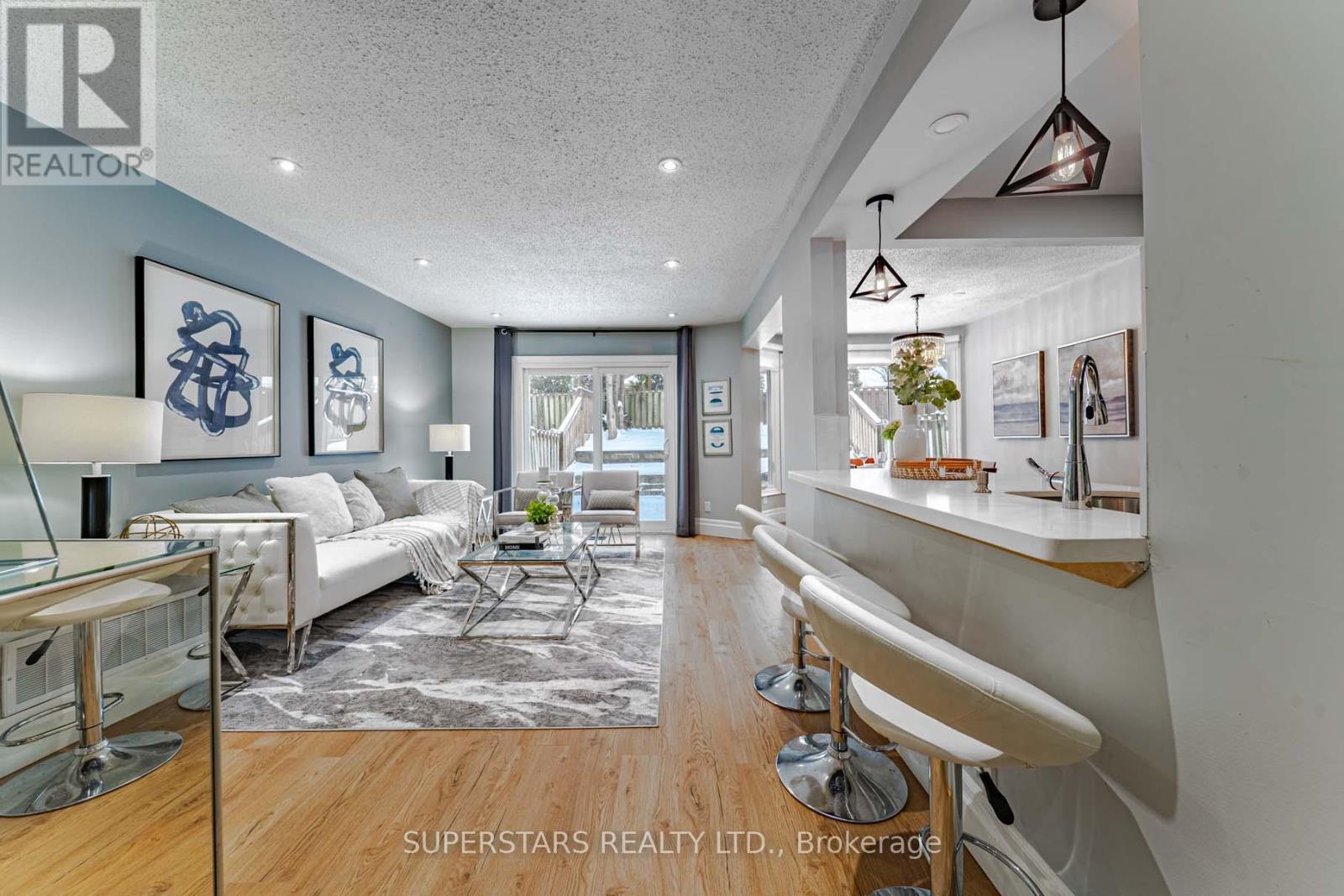 17 Old Wellington Street, Markham, Ontario  L3P 5E3 - Photo 2 - N12662034