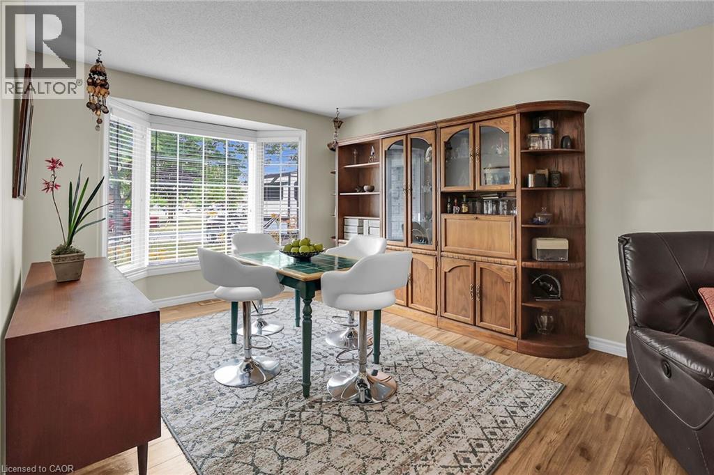 4432 Dennis Avenue, Beamsville, Ontario  L3J 0E3 - Photo 5 - 40798185