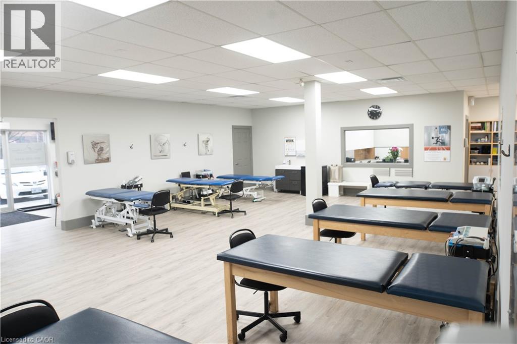 1160 Blair Road Unit# B, Burlington, Ontario  L7M 1K9 - Photo 4 - 40797645