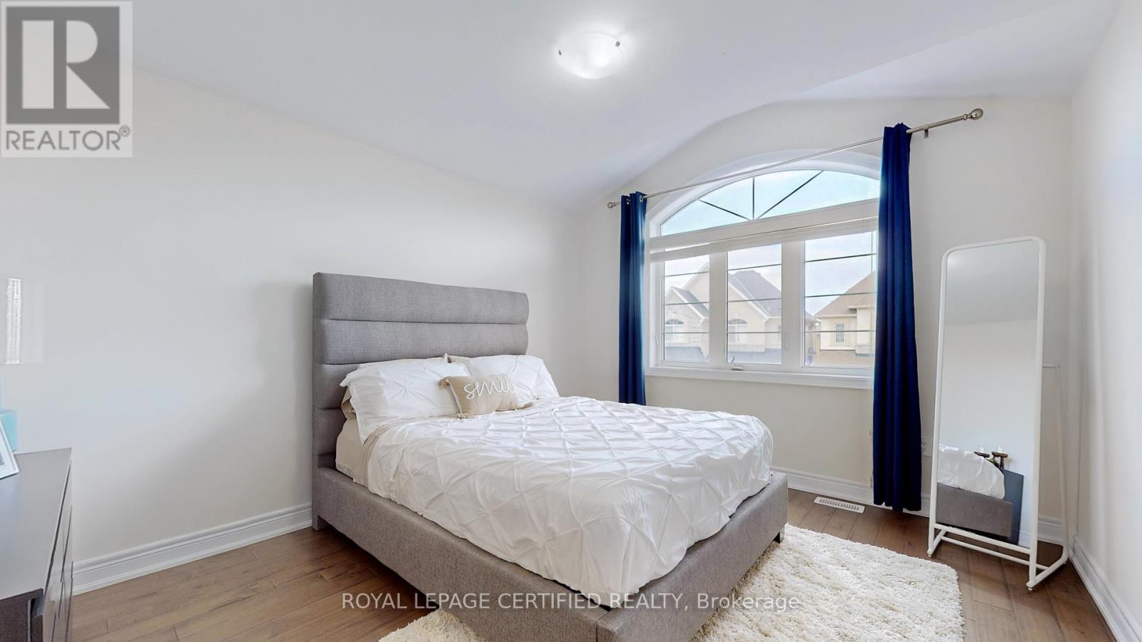 29 Frost Street, Brampton, Ontario  L6X 5R3 - Photo 28 - W12693130