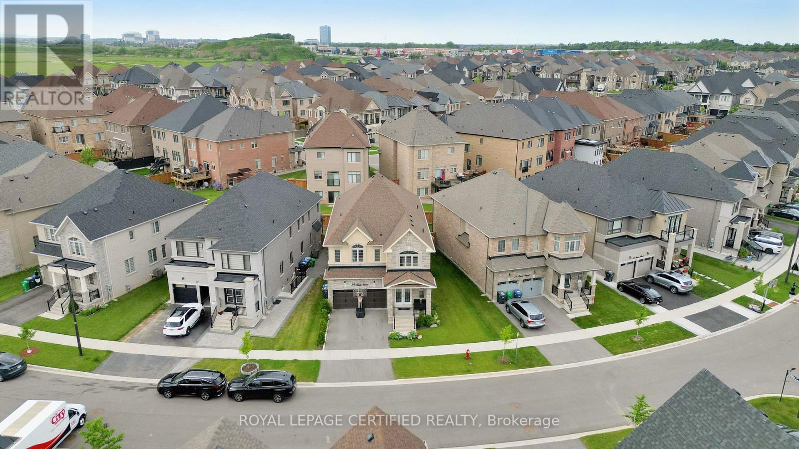 29 Frost Street, Brampton, Ontario  L6X 5R3 - Photo 46 - W12693130