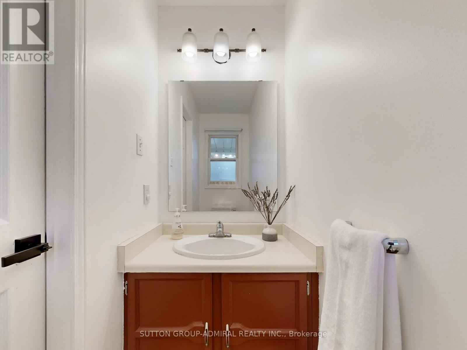 3453 Hannibal Road, Burlington, Ontario  L7M 1Z5 - Photo 16 - W12693142