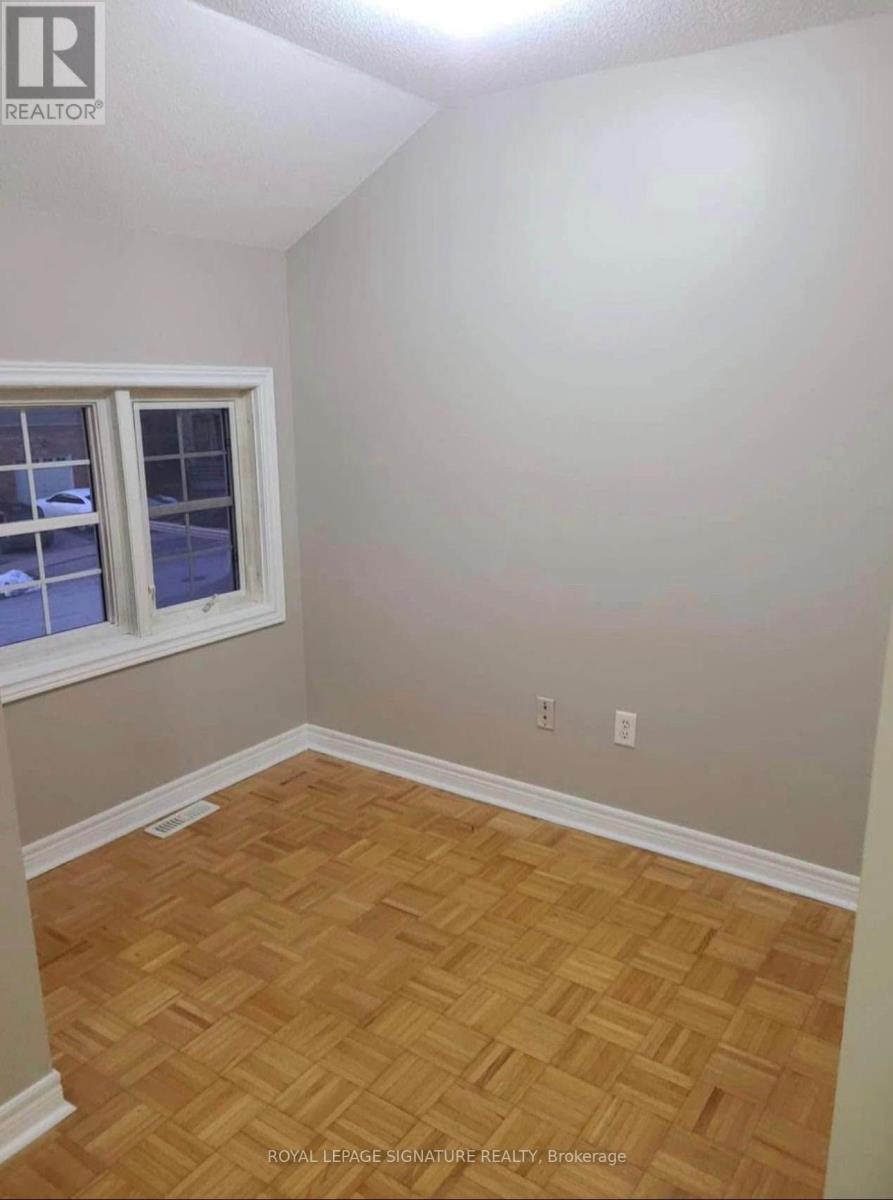 Main - 25 Silent Pond Crescent, Brampton, Ontario  L6V 4R6 - Photo 5 - W12693166