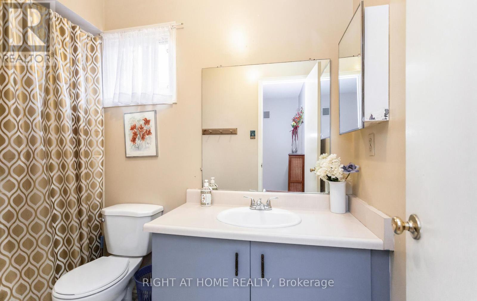 138 Atkins Circle, Brampton, Ontario  L6X 4E7 - Photo 40 - W12693178