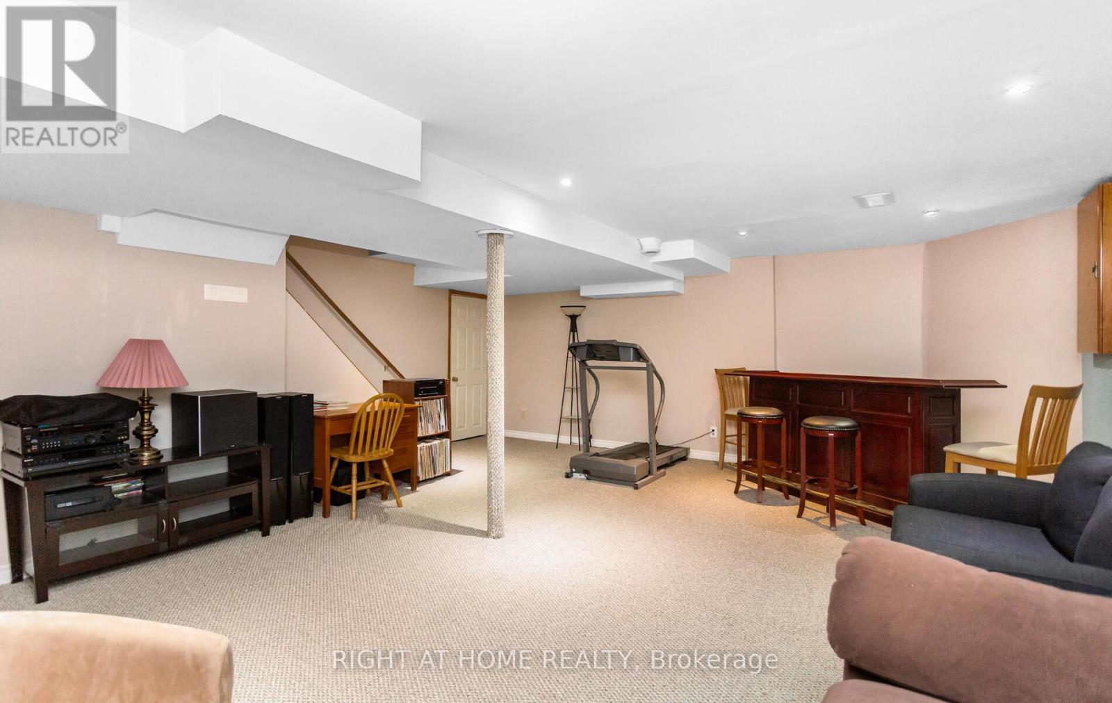 138 Atkins Circle, Brampton, Ontario  L6X 4E7 - Photo 43 - W12693178