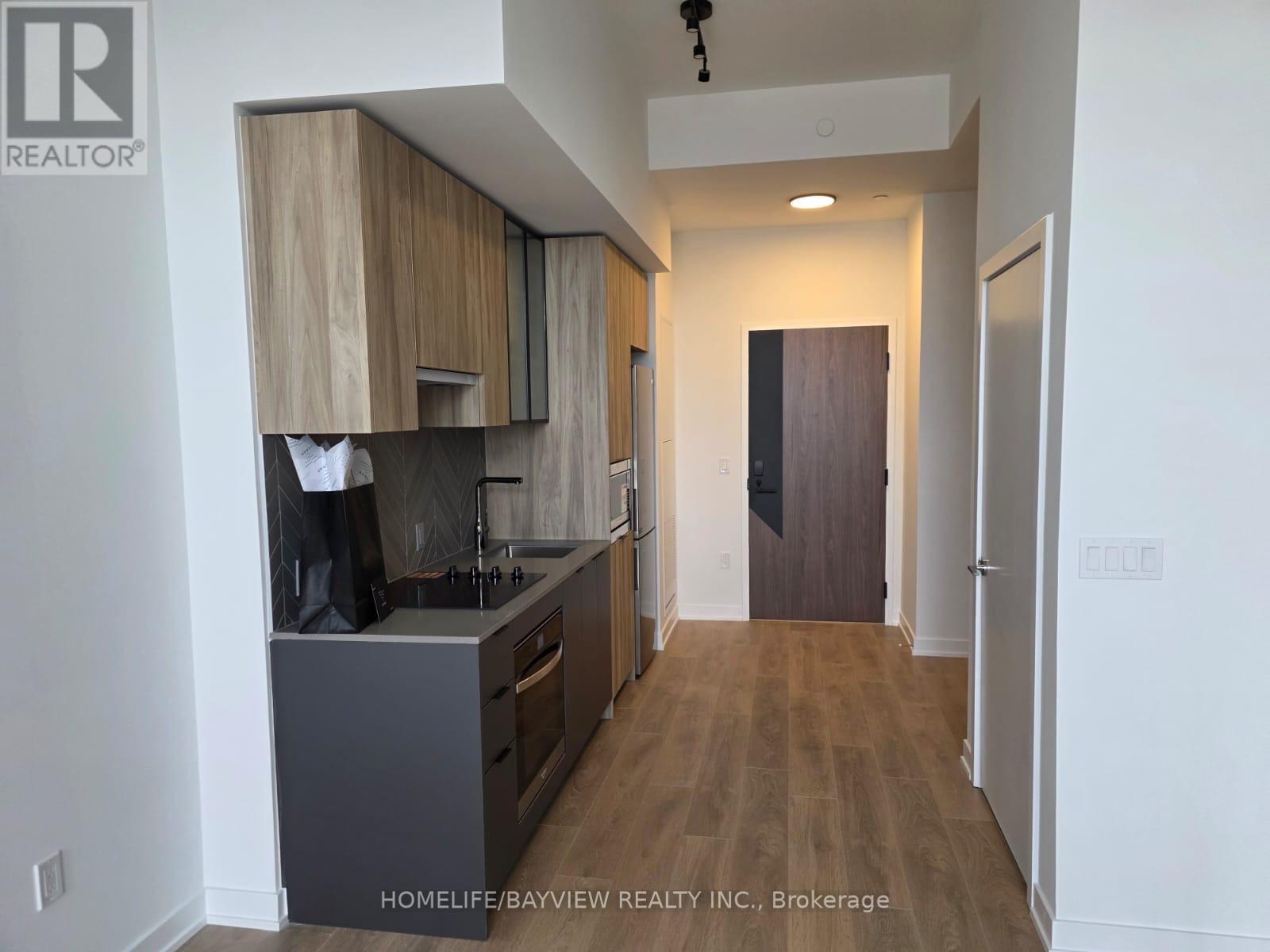 804 - 1037 The Queensway Quay, Toronto, Ontario  M8Z 6C7 - Photo 4 - W12693180