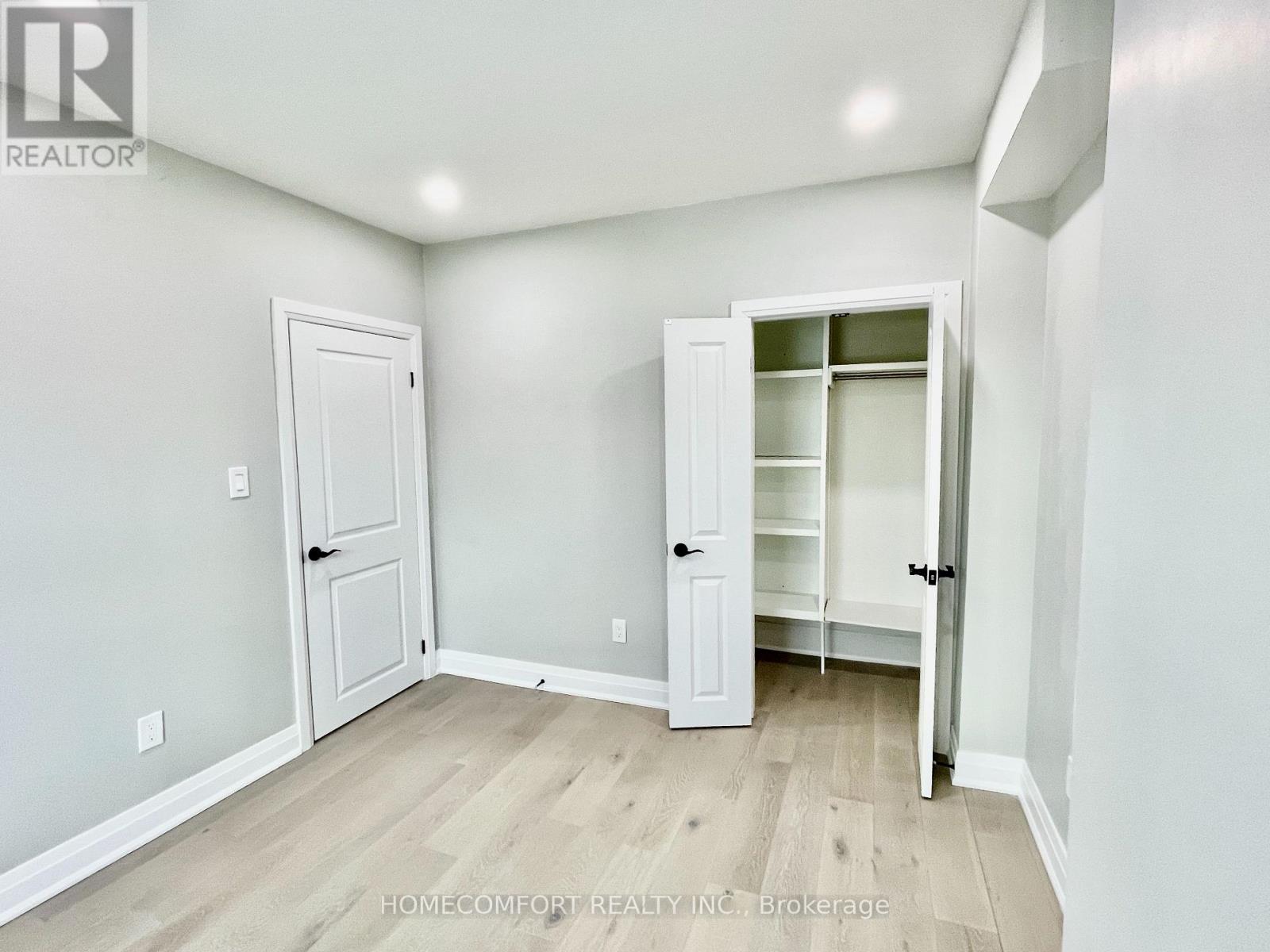 Upper - 20 St Clair Gardens, Toronto (Corso Italia-Davenport), Ontario  M6E 3V4 - Photo 15 - W12693234