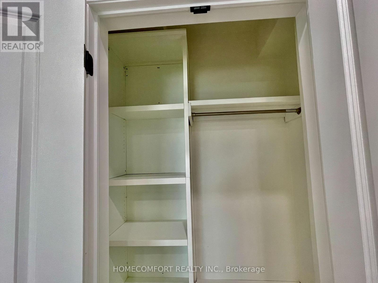 Upper - 20 St Clair Gardens, Toronto (Corso Italia-Davenport), Ontario  M6E 3V4 - Photo 16 - W12693234