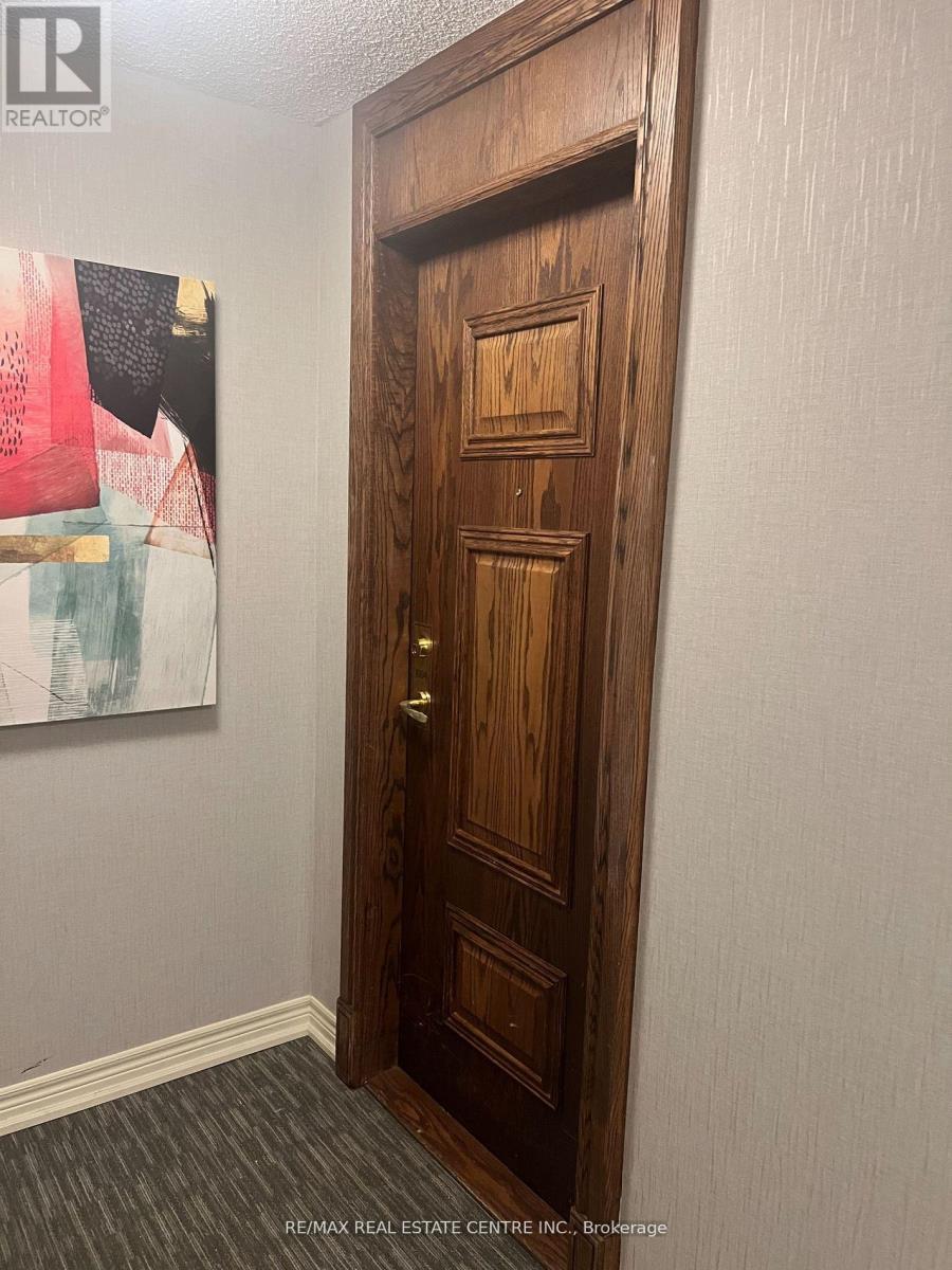 1004 - 4850 Glen Erin Drive, Mississauga (Central Erin Mills), Ontario  L5M 7S1 - Photo 3 - W12693238