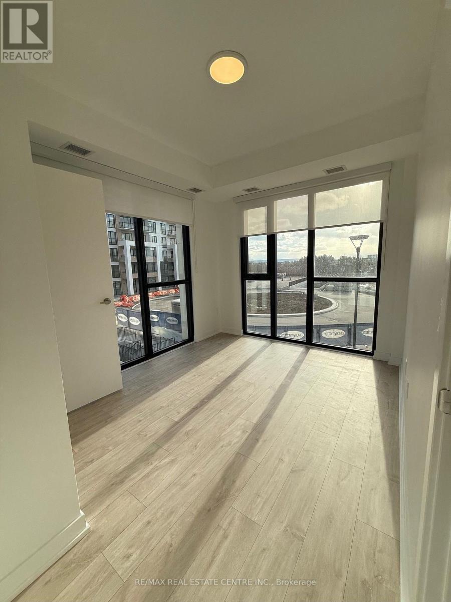 211 - 720 Whitlock Avenue, Milton, Ontario  L9E 2B5 - Photo 8 - W12693288