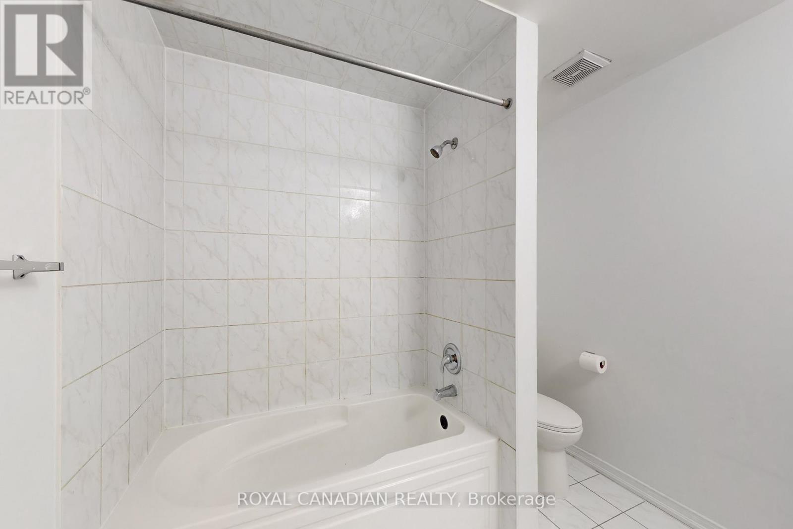 54 Chesterwood Crescent, Brampton (Credit Valley), Ontario  L6Y 0Z4 - Photo 33 - W12693300