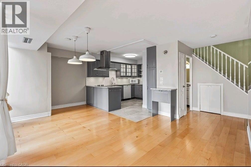 1300 Marlborough Court Unit# 523, Oakville, Ontario  L6H 2S2 - Photo 2 - 40795394