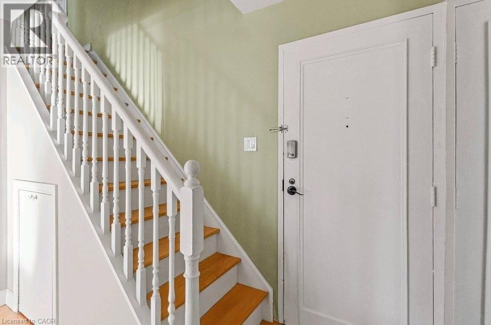 1300 Marlborough Court Unit# 523, Oakville, Ontario  L6H 2S2 - Photo 3 - 40795394