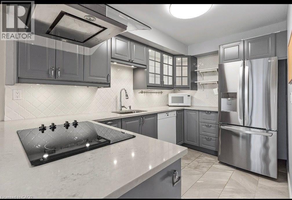 1300 Marlborough Court Unit# 523, Oakville, Ontario  L6H 2S2 - Photo 4 - 40795394