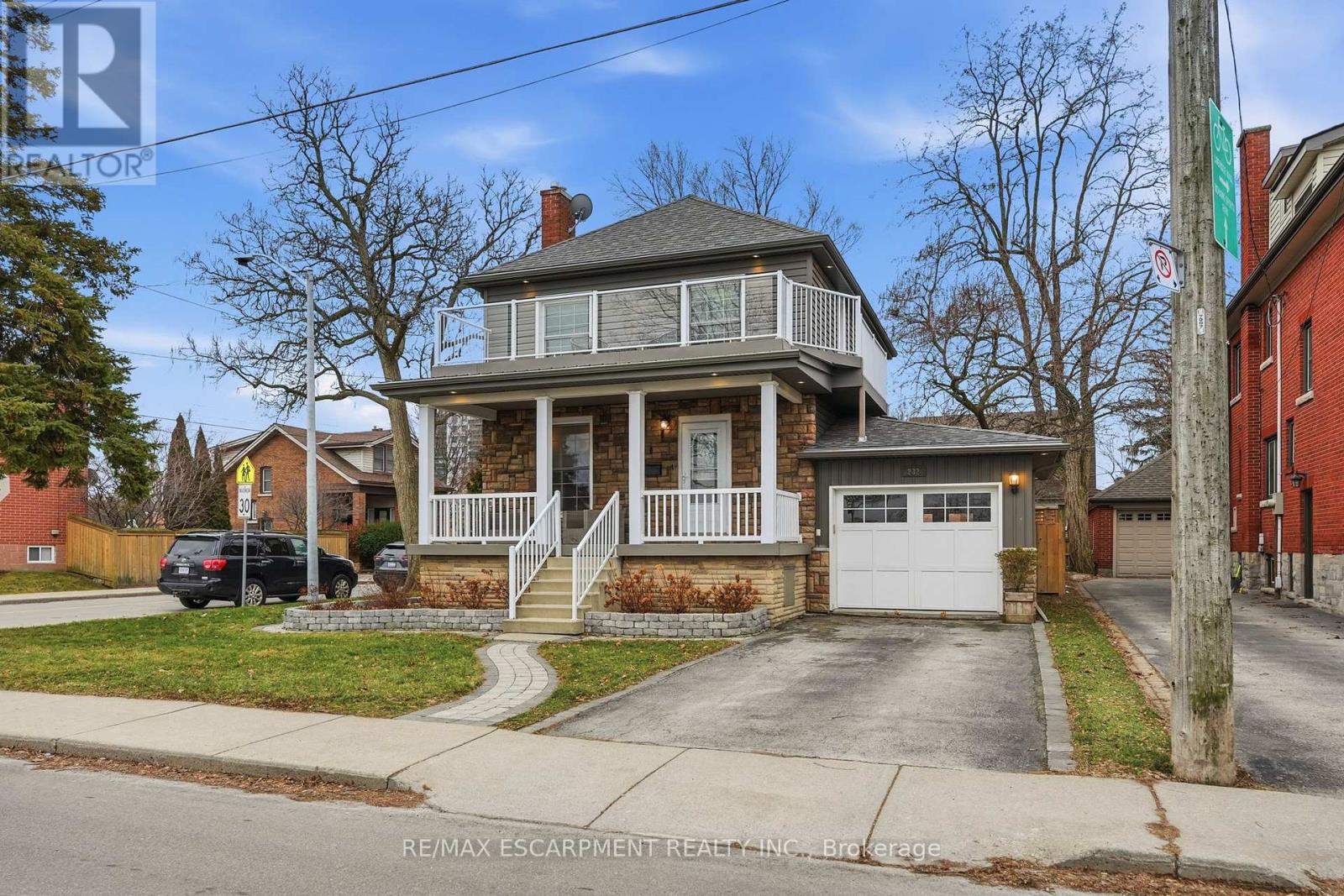 232 MOUNTAIN PARK AVENUE, Hamilton, Ontario