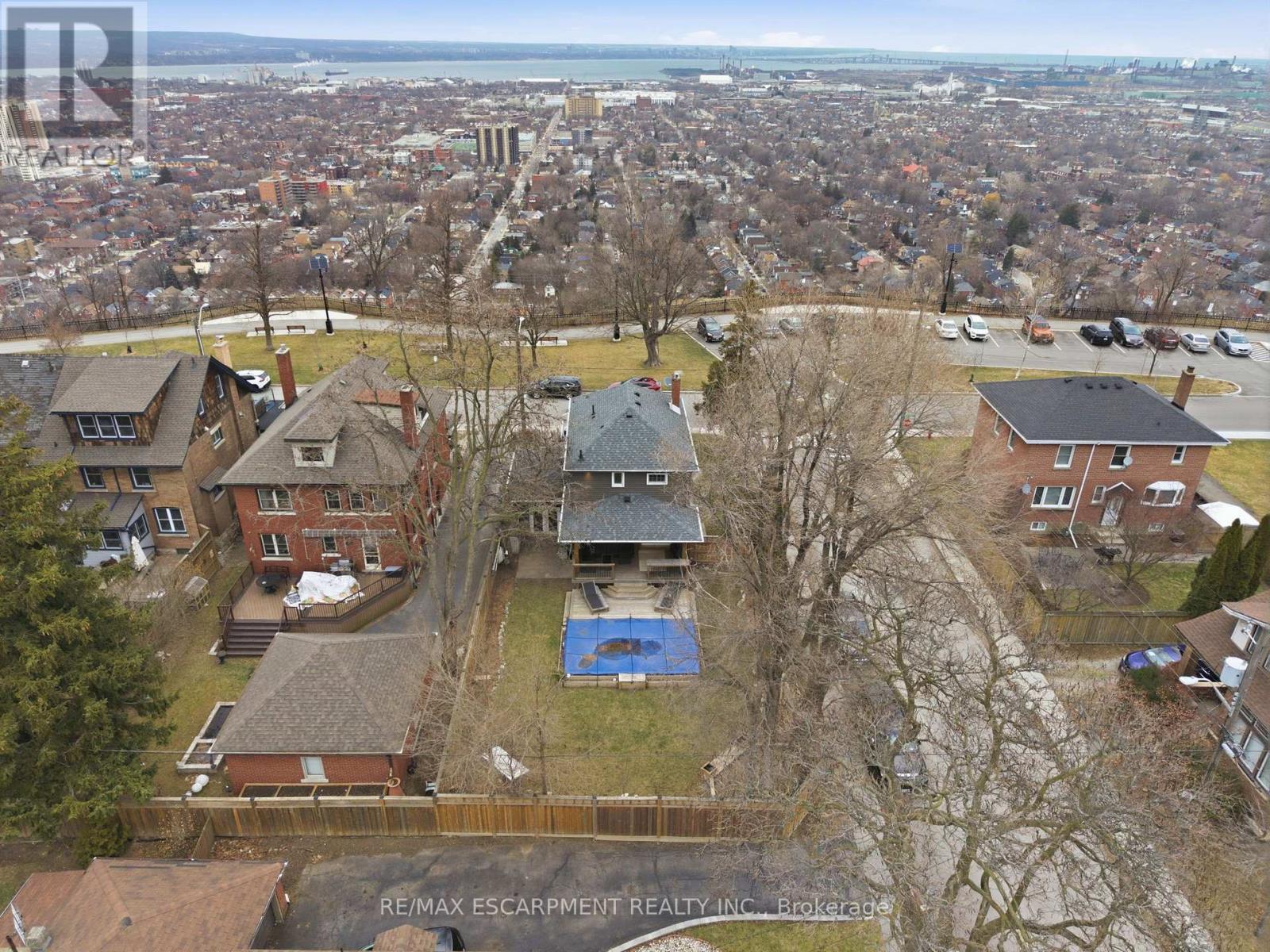 232 Mountain Park Avenue, Hamilton, Ontario  L8V 1A3 - Photo 41 - X12693112