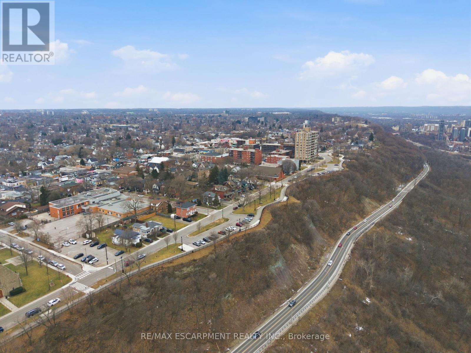 232 Mountain Park Avenue, Hamilton, Ontario  L8V 1A3 - Photo 43 - X12693112