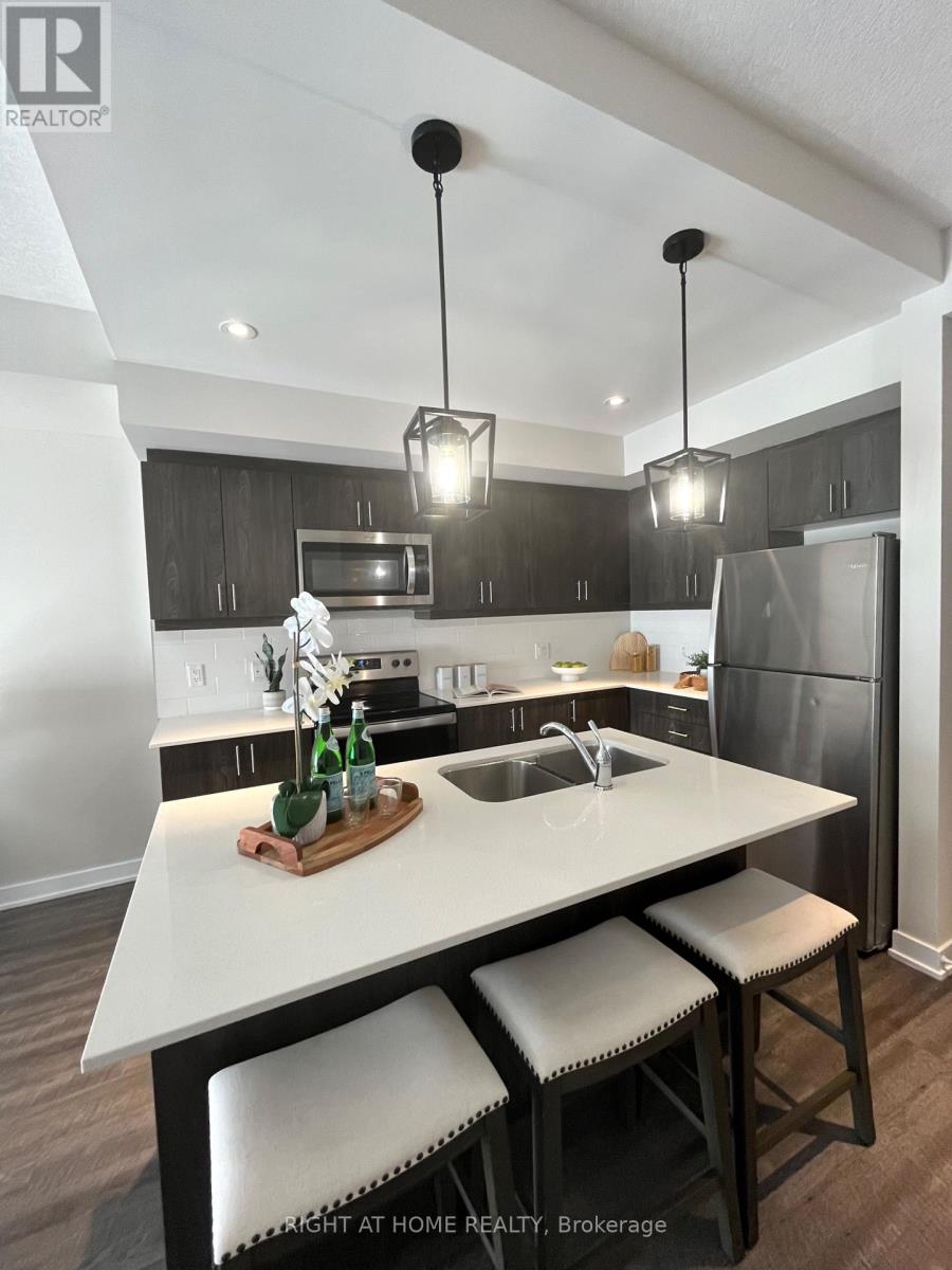 214 - 16 Markle Crescent, Hamilton, Ontario  L9G 3K9 - Photo 12 - X12693152