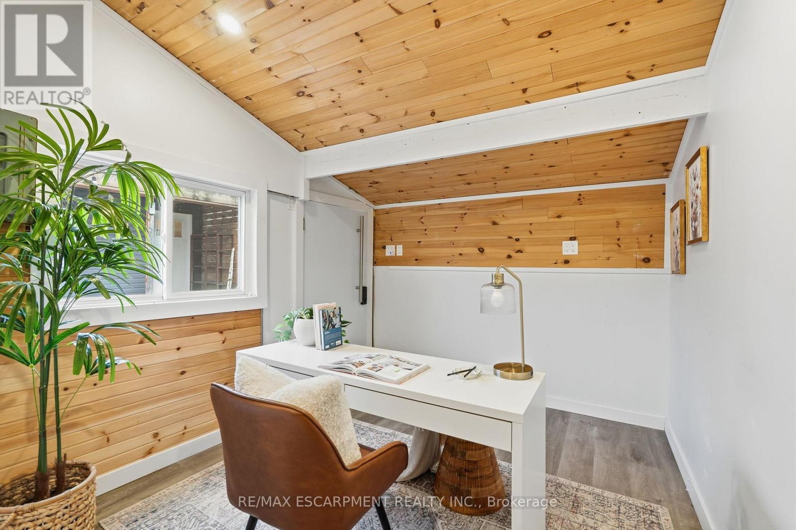 48 Frederick Avenue, Hamilton, Ontario  L8H 4K4 - Photo 18 - X12693176