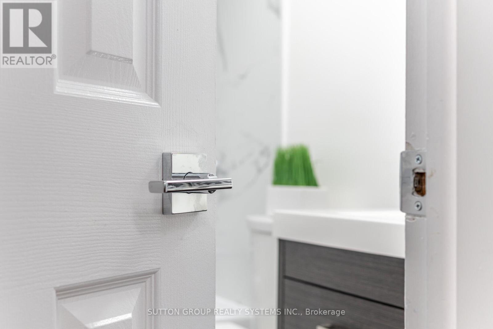 324 Ironwood Road, Guelph, Ontario  N1G 3G3 - Photo 24 - X12693212